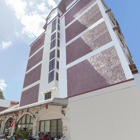 Super Oyo 1096 Winner Inn Hotel Chiang Mai Eksteriør billede