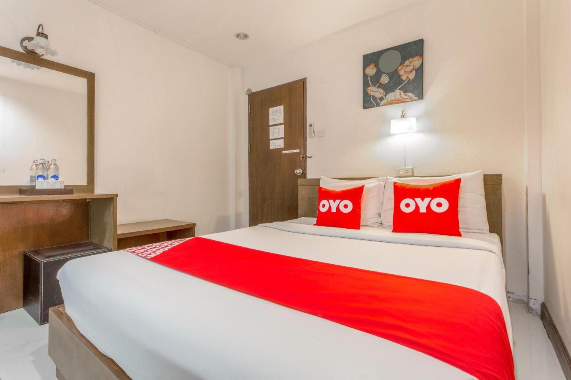 Super Oyo 1096 Winner Inn Hotel Chiang Mai Eksteriør billede
