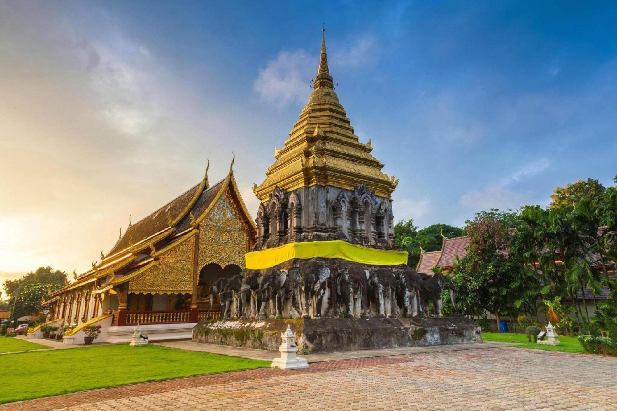 Super Oyo 1096 Winner Inn Hotel Chiang Mai Eksteriør billede