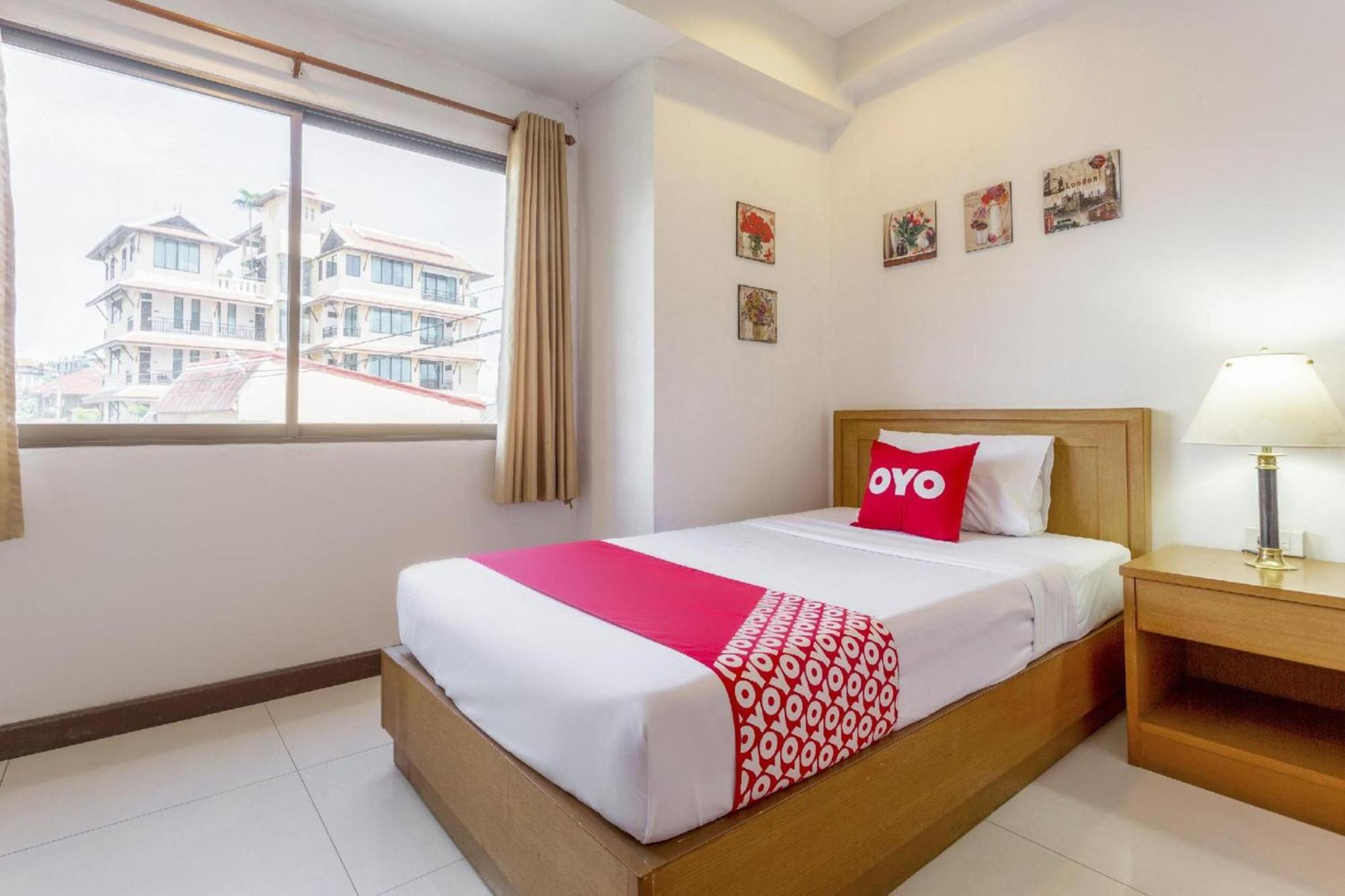 Super Oyo 1096 Winner Inn Hotel Chiang Mai Eksteriør billede